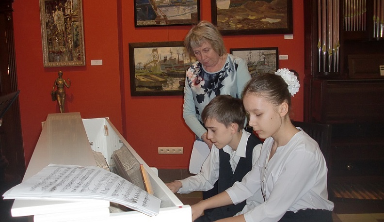 Детская филармония «Клуб отважных капитанов» дала концерт в Калуге