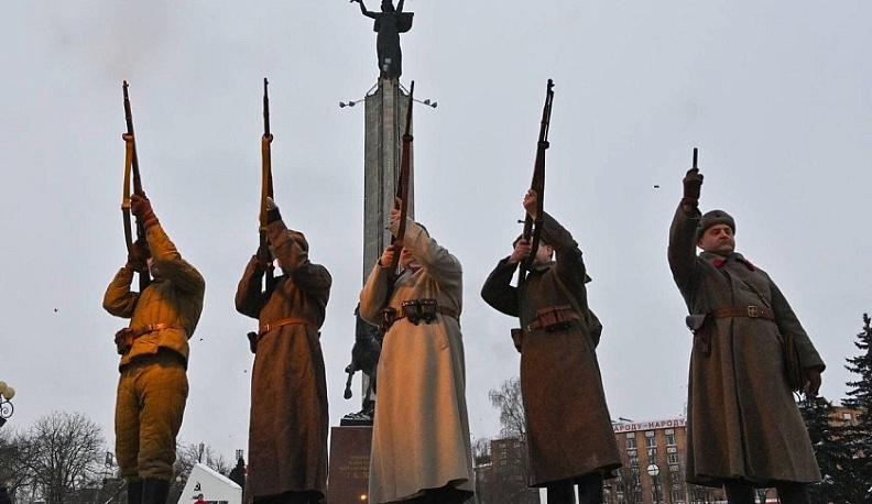 Владислав Шапша: «Мы преклоняемся перед мужеством и героизмом Поколения Победителей»