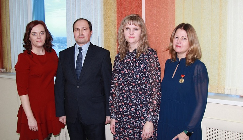 В Калуге наградили участников акции «Учитель – учителю»