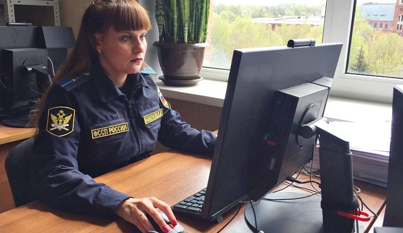 В Калужской области женщина оплатила долг по кредиту после ареста банковских счетов