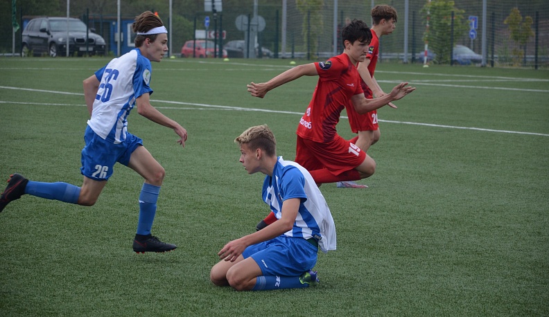 Калужские футболисты обыграли команды из Владимира