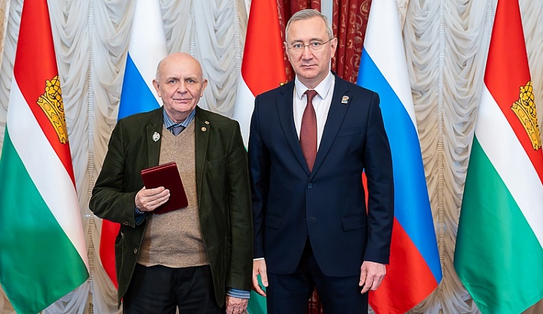 Владислав Шапша вручил награды труженикам Калужской области