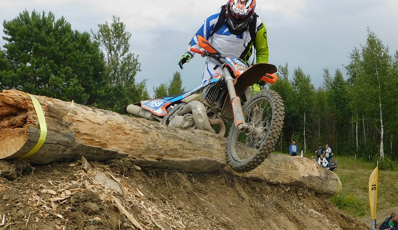 В Дзержинском районе прошел первый этап  чемпионата  Российской  Федерации по экстремальному эндуро на мотоциклах