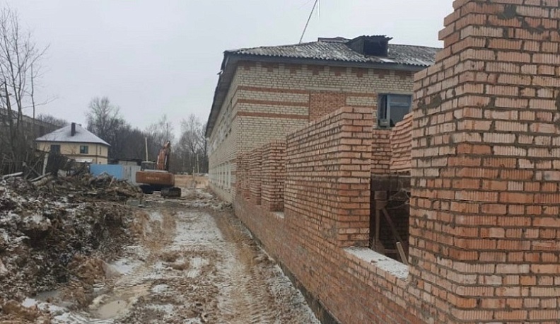 Реконструкция дома-интерната для престарелых в Думиничах идёт по плану