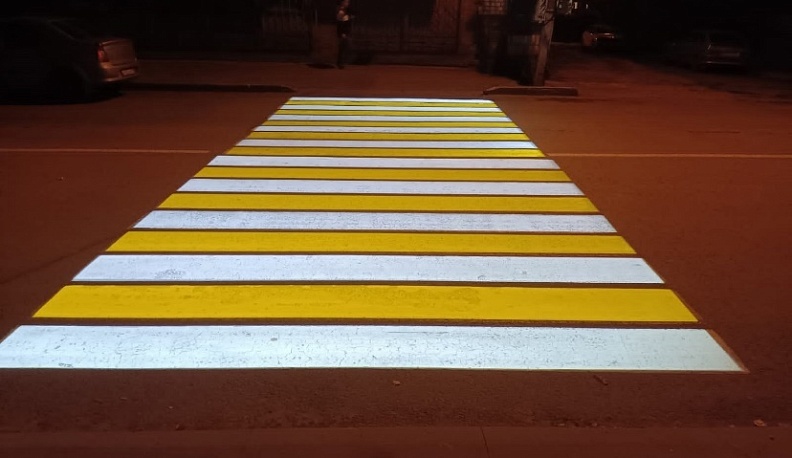 В Калужской области установят 10 новых проекционных пешеходных переходов