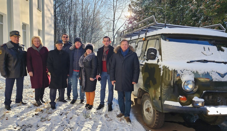 Депутаты передали в Ногинск три автомобиля марки УАЗ
