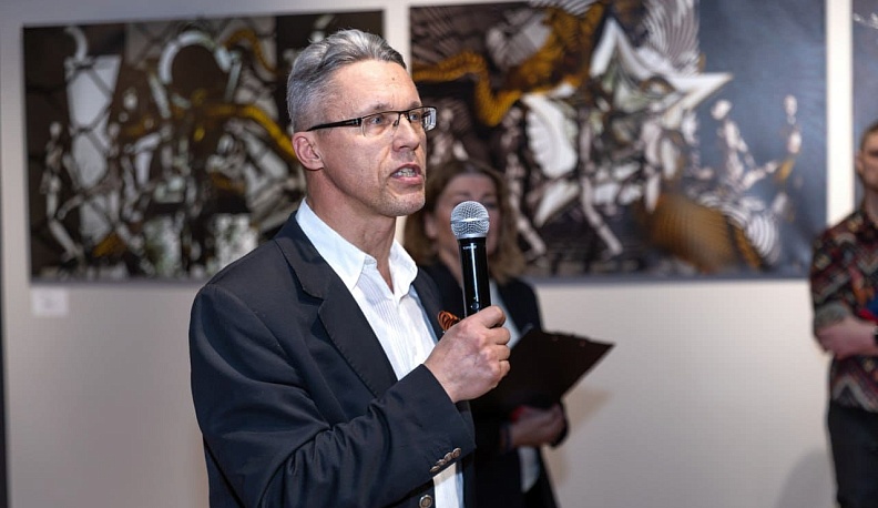 В Инновационном культурном центре Калуги открылась патриотическая выставка 