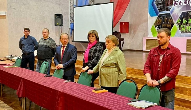 Россия принимает братьев