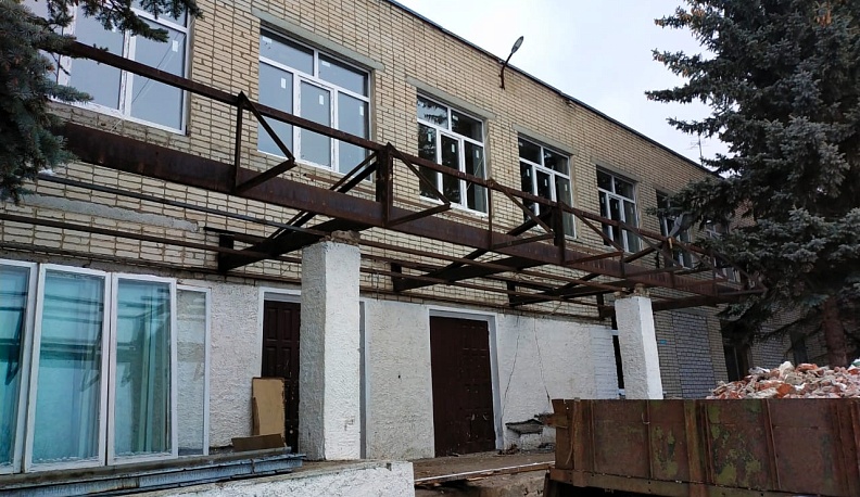 В селе Трубино продолжается капремонт местного ДК