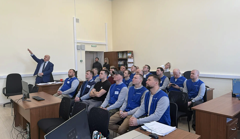 Участников кадровой программы «Герои земли Калужской» познакомили с интеллектуальной транспортной системой