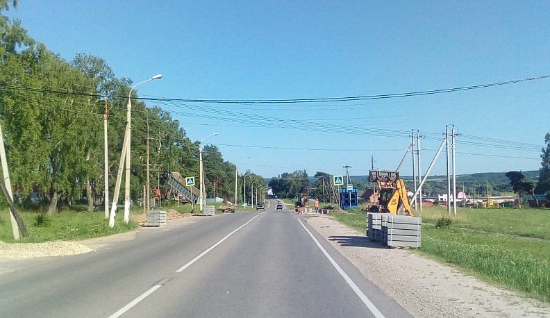 В Жуковском районе идет ремонт дороги Белоусово-Серпухов