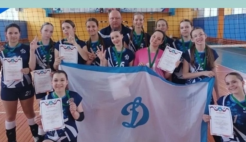 Калужские волейболистки взяли «бронзу» на межрегиональном турнире в Орле