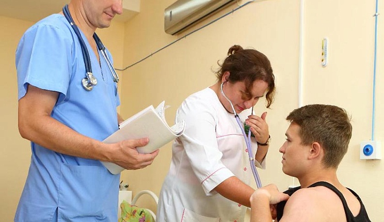 Трудные будни инфекциониста Елены Попковой