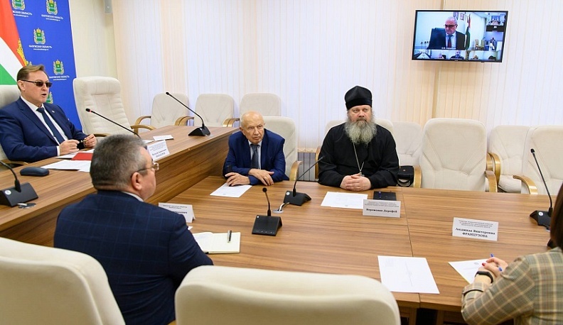 В Калуге обсудили вопросы профилактики правонарушений среди несовершеннолетних