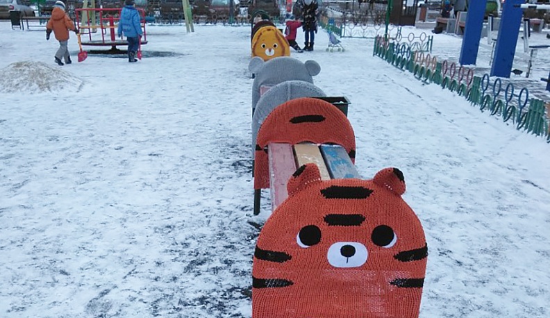 В Обнинске утеплили лавки