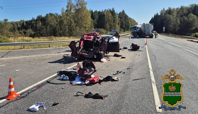 Три человека пострадали в тройном ДТП на трассе под Калугой