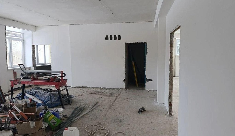 В Дзержинском округе обновляется детский сад в селе Льва Толстого