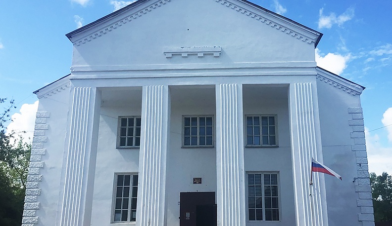 В Козельске ремонтирую Дом культуры 