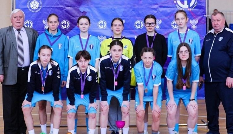 Калужские футболистки стали призерами этапа первенства России
