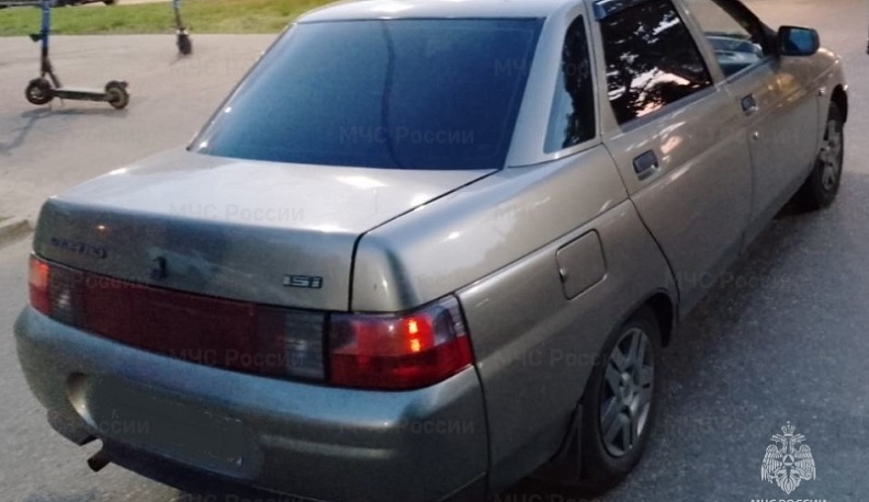 В Обнинске электросамокат столкнулся с десяткой