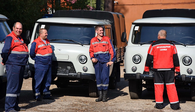 Калужские лесничества получили 15 новых автомобилей