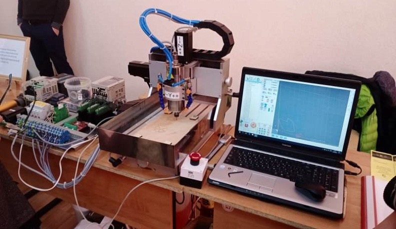 В Калуге прошла студенческая выставка «Интеллектуально-творческий потенциал будущего»