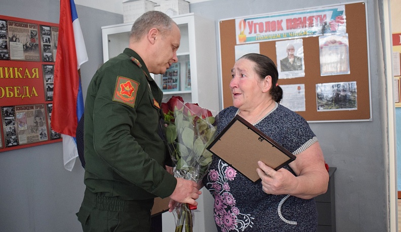 В школе села Барятино Тарусского округа почтили память героя спецоперации
