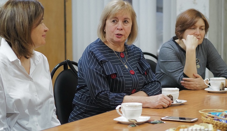 В гостях у издательского дома КГВ побывали делегаты из Луганской республики