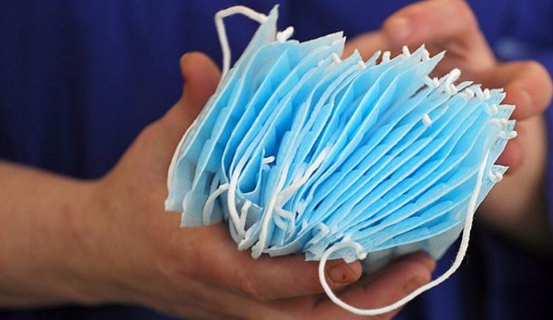 В Людиновском районе местной больнице безвозмездно передали маски и антисептики 