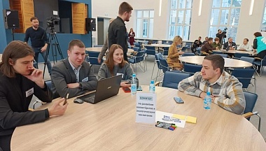 В Калуге состоялась стартовая сессия Молодежного парламента при областном Законодательном Собрании