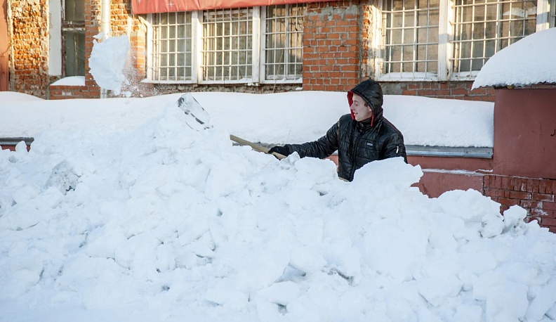 Губернатор призвал лишить сна управляющие компании