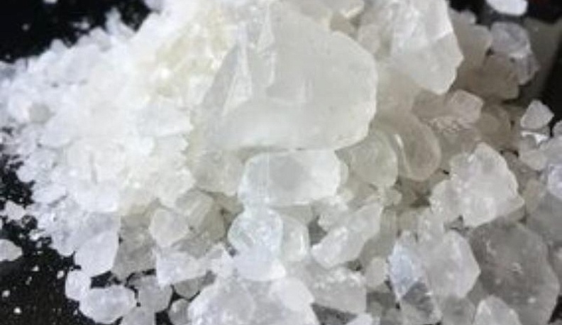 В Калуге инспекторы остановили перевозившего наркотики водителя