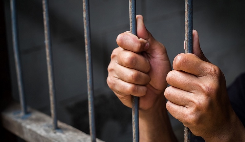 В Калуге поймали закладчика героина