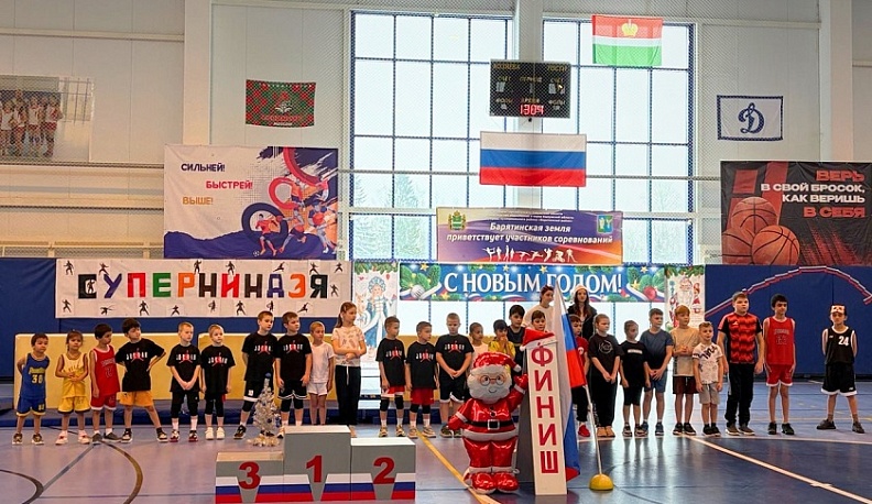 В Барятине прошли детские соревнования «Суперниндзя»