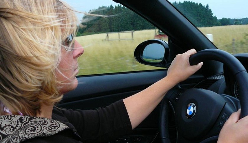 Сонных водителей на калужских дорогах разбудит шумовая разметка