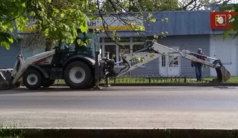 В Людинове приступили к обустройству леерных ограждений