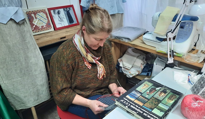 Тарусу украсят «вышитые» новогодние игрушки