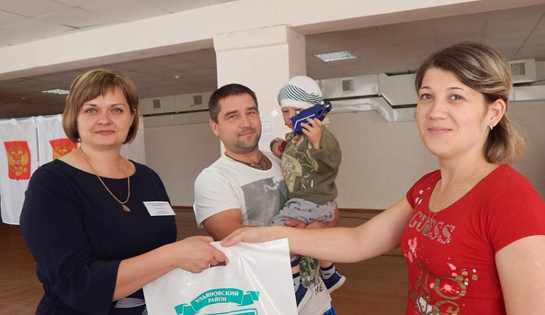 В Ульянове на голосование жители приходят семьями