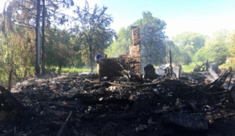 Следком выяснит обстоятельства смерти 63-летнего пенсионера при пожаре