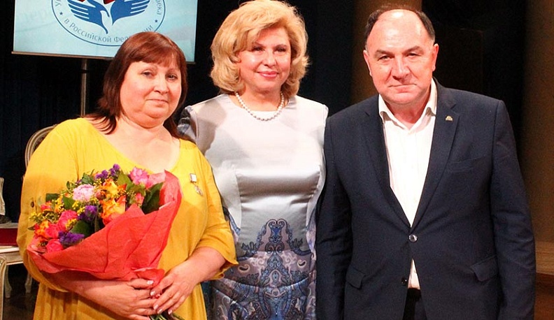 Журналистка Татьяна Петрова награждена медалью «Спешите делать добро». Видео 