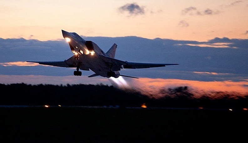 Владислав Шапша поздравил ветеранов и военнослужащих с Днем Военно-воздушных сил России