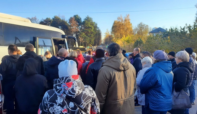 Из Кировского района в учебку проводили мобилизованных