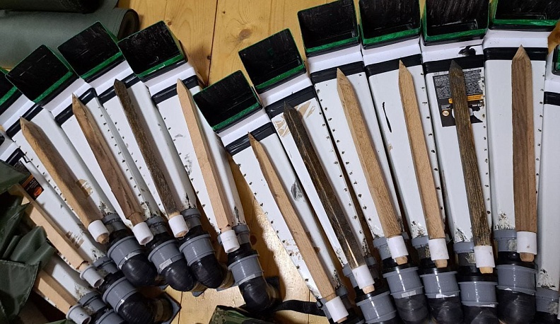 Пенсионер из Тарусского района делает перископы для СВОих