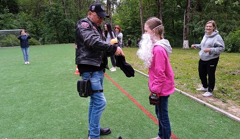 Калужские байкеры подарили праздник детям из Кондровского центра содействия семейному воспитанию «Берега»