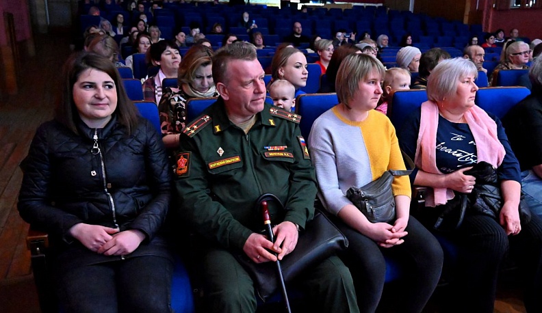 В Малоярославце прошла встреча с жёнами и матерями участников СВО