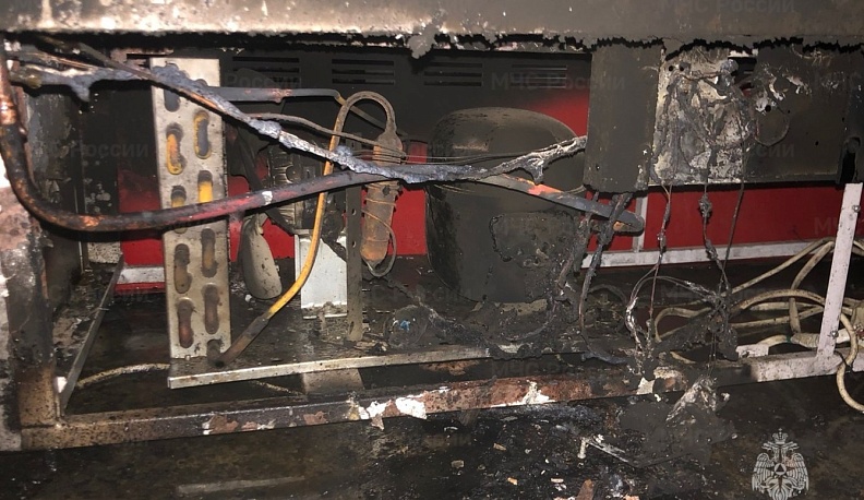 В Людинове в одном из магазинов вспыхнул морозильник