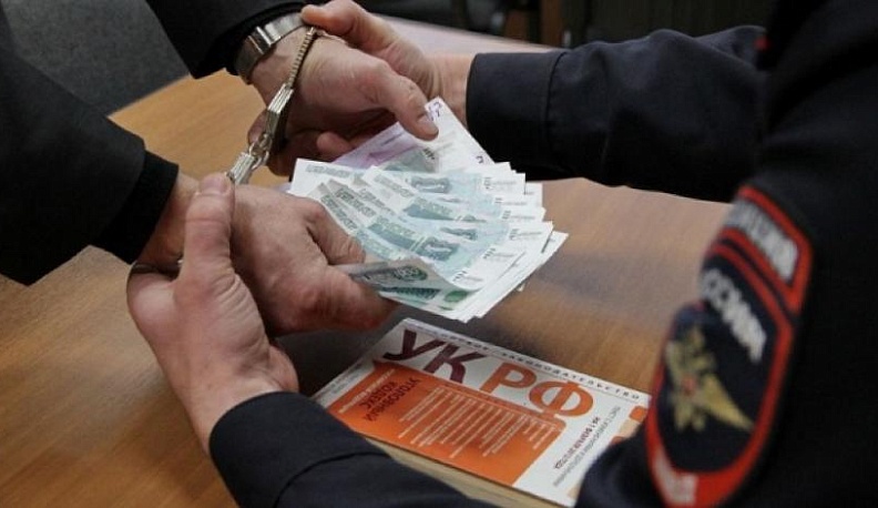 За год в Калужской области заведено 70 дел о коррупции, среди обвиняемых два депутата