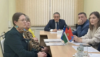 Дмитрий Денисов обсудил с калужанами развитие деревни Карачево