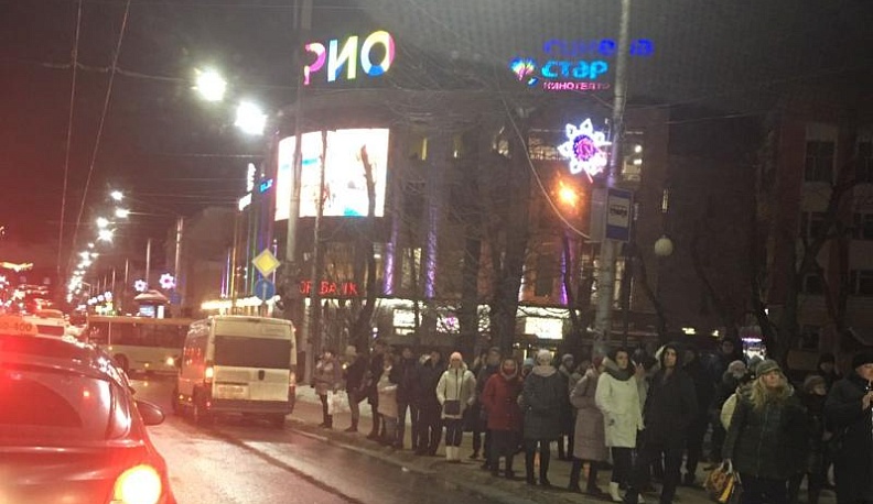 Градоначальник Калуги извинился за невышедших вчера на работу маршруточников