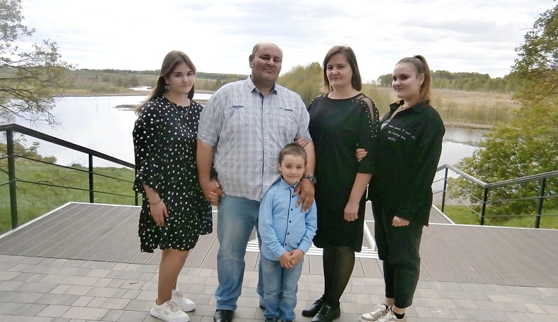 Государственная поддержка помогла семье из Мещовского района переделать дом и подвести к нему газ